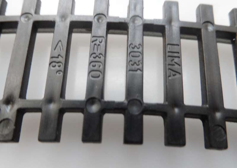 HO RAIL TRACKs , LIMA ITALY , 1 X N3031, R360 , <18 deg ,   260 mm /  10 1/4 ins  ,