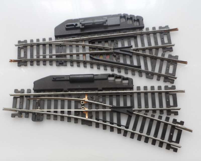 HO RAIL TRACKs , LIMA ITALY , 2 X POINTS N3050 , <18 deg ,   170 mm /  6 1/2 ins  ,