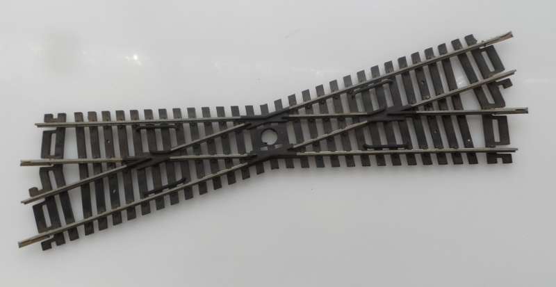 HO RAIL TRACKs , LIMA ITALY , 1 X DIAMOND CROSSING ,   220 mm /  8 1/ 4 ins  ,