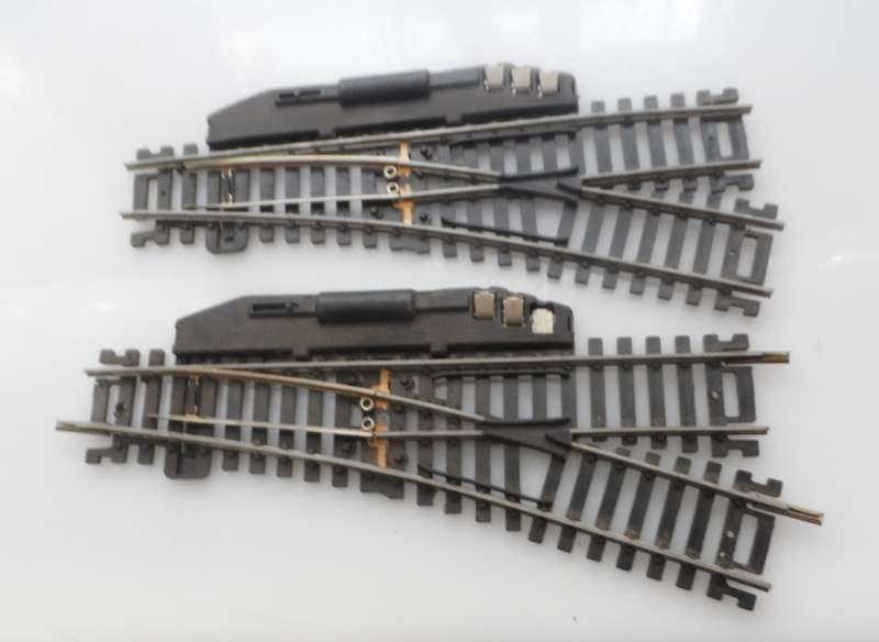 HO RAIL TRACKs , LIMA ITALY ,2 X LEAD IN POINTS