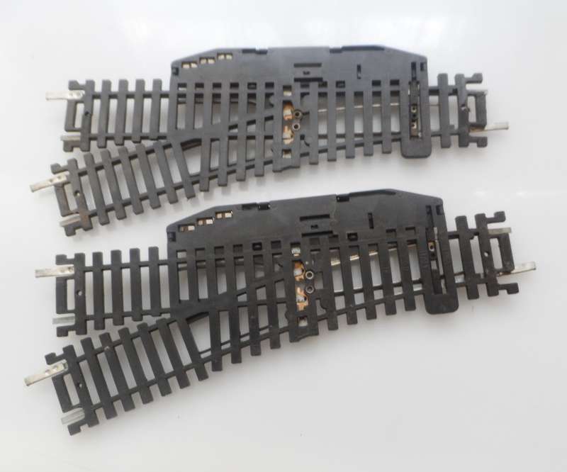 HO RAIL TRACKs , LIMA ITALY ,2 X LEAD IN POINTS