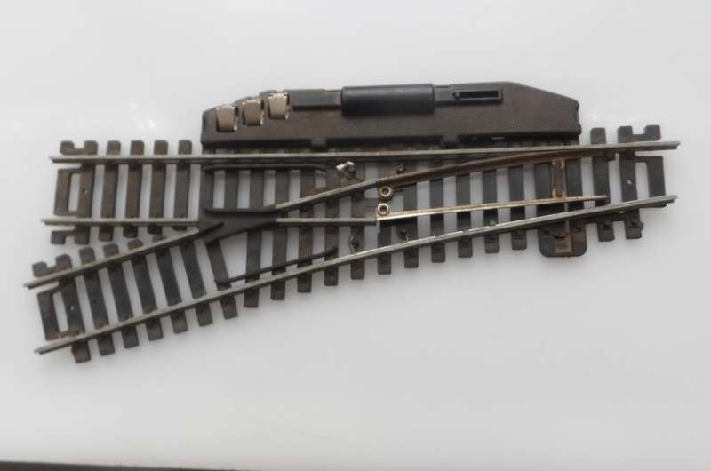 HO RAIL TRACKs , LIMA ITALY ,1 X LEAD IN POINTS