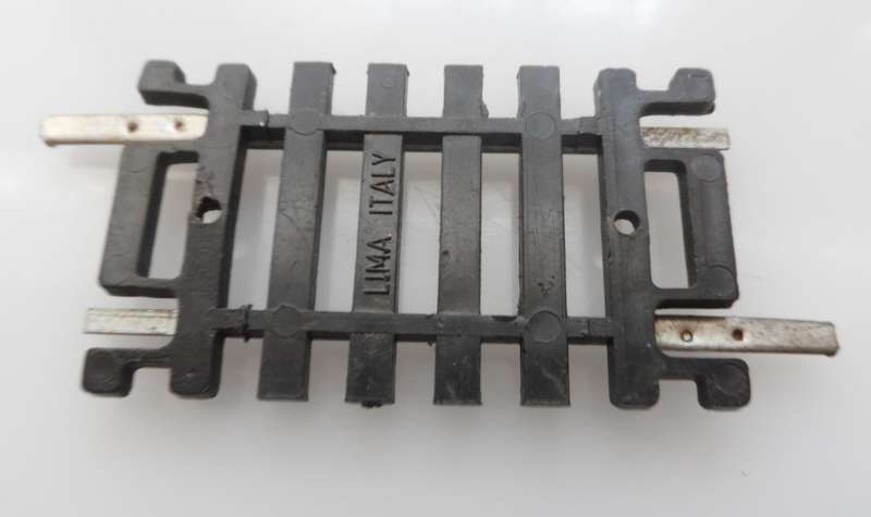 HO RAIL TRACKs , LIMA ITALY , 1 X  SHORT TRACK SECTION  50 mm, 2  ins ,STRAIGHT CONNECTOR SECTION