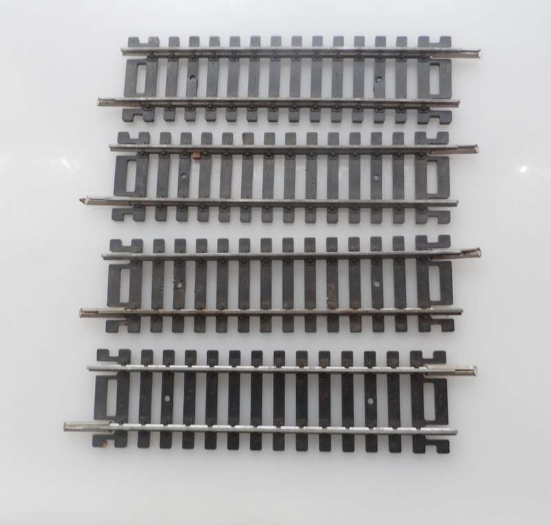 HO RAIL TRACKs , LIMA ITALY , 4 X  mm111 , STRAIGHT TRACKS