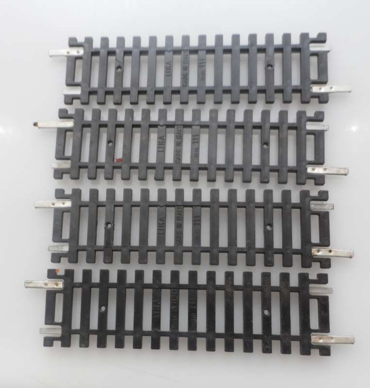 HO RAIL TRACKs , LIMA ITALY , 4 X  mm111 , STRAIGHT TRACKS