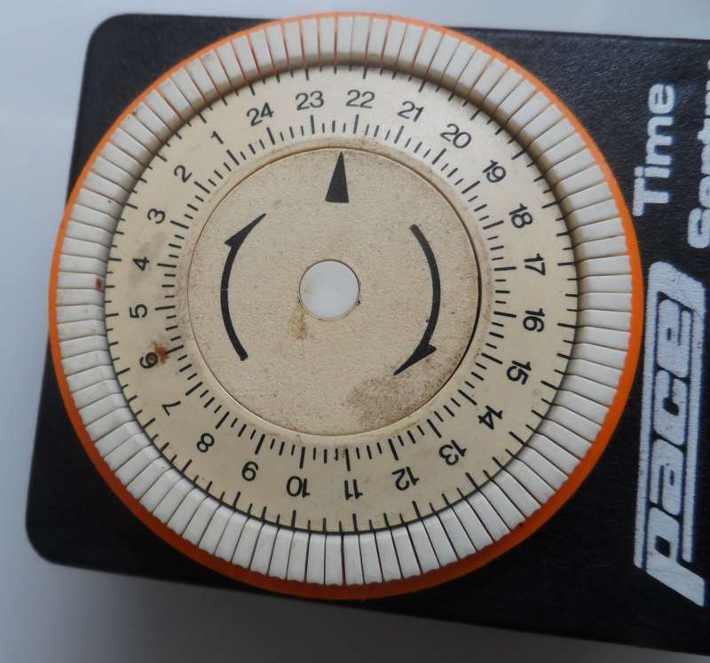 ANALOG PLUG IN TIMER  PACE TIME SENTRY `1`, plug in time controller