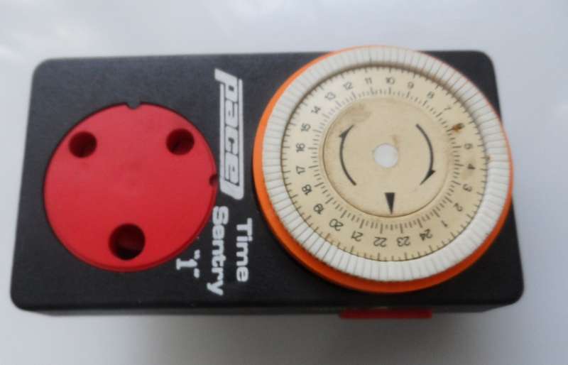 ANALOG PLUG IN TIMER  PACE TIME SENTRY `1`, plug in time controller