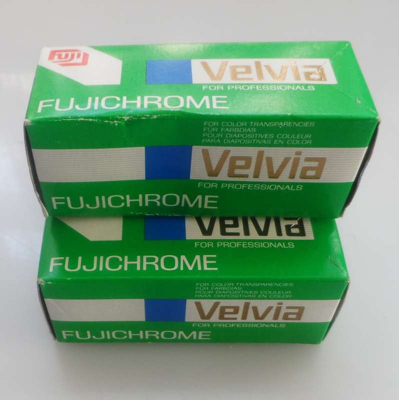 VELVIA PROFESSIONAL, FUJICHROME ,VELVIA DAYLIGHT ,  BATCH 5432871 ,EXPIRED 1996-11,  FILM ROLLS X 3