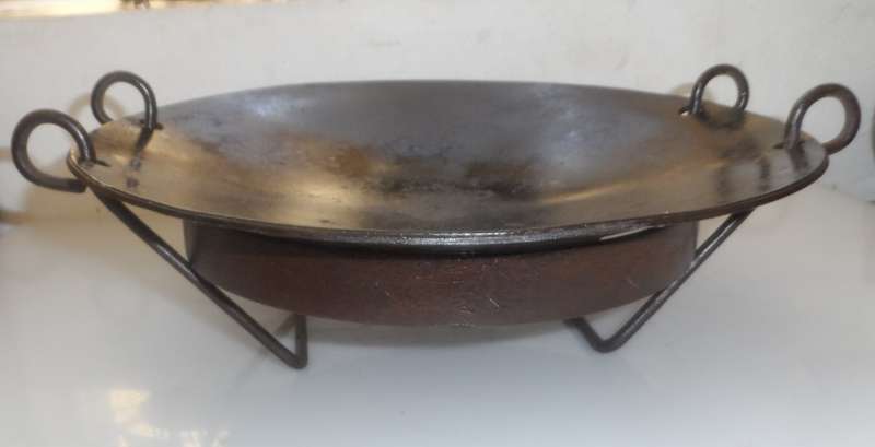 SOLID CAST IRON , GAS COOKER TOP, SKOTTEL BRAAI,  GRILL PAN, ROTI PAN