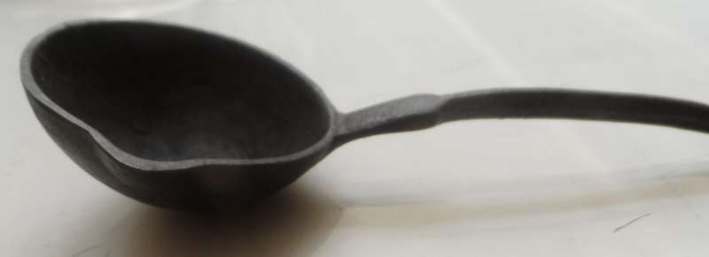 SOLID CAST IRON , `TENUATE `  LADLE , wall hook handle