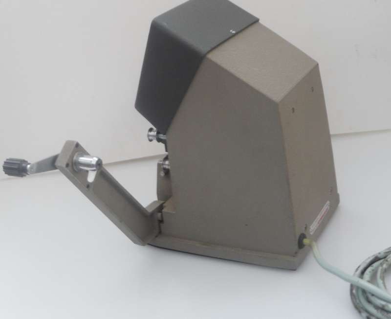 VINTAGE MINETTE SUPER / STD 8 mm, FILM VIEWER , EDITOR