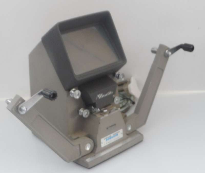 VINTAGE MINETTE SUPER / STD 8 mm, FILM VIEWER , EDITOR