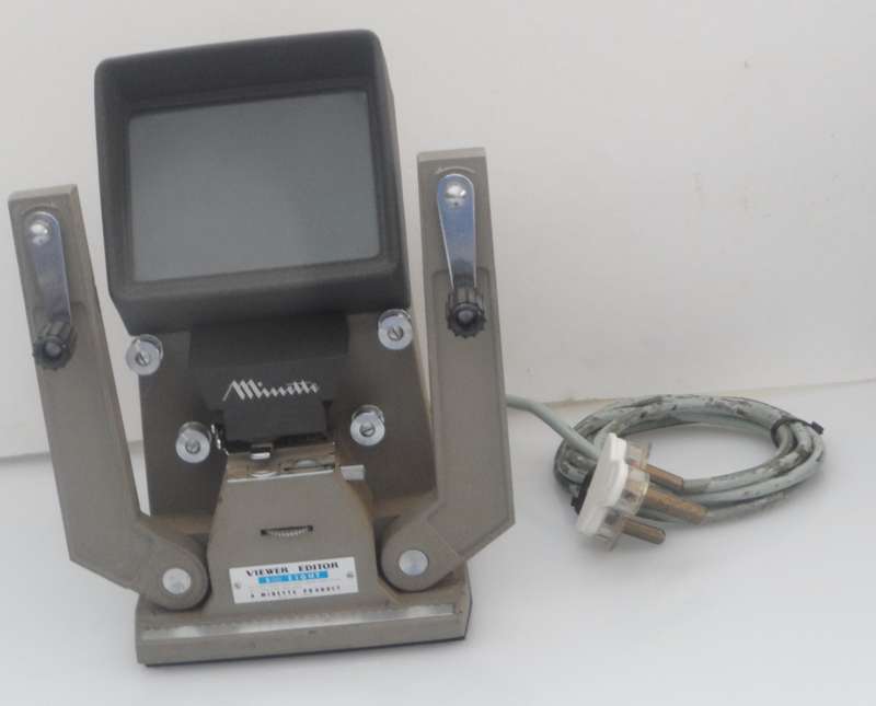 VINTAGE MINETTE SUPER / STD 8 mm, FILM VIEWER , EDITOR