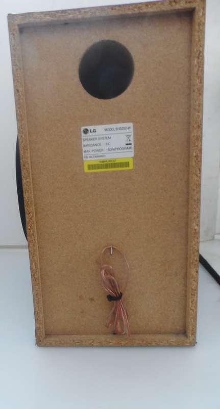 L G SUB WOOFER SH 32 SD-W