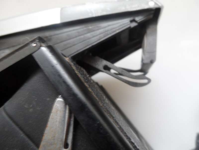 VINTAGE POLAROID SX70 - LAND  CAMERA ALPHA FOLDING INSTANT FILM CAMERA
