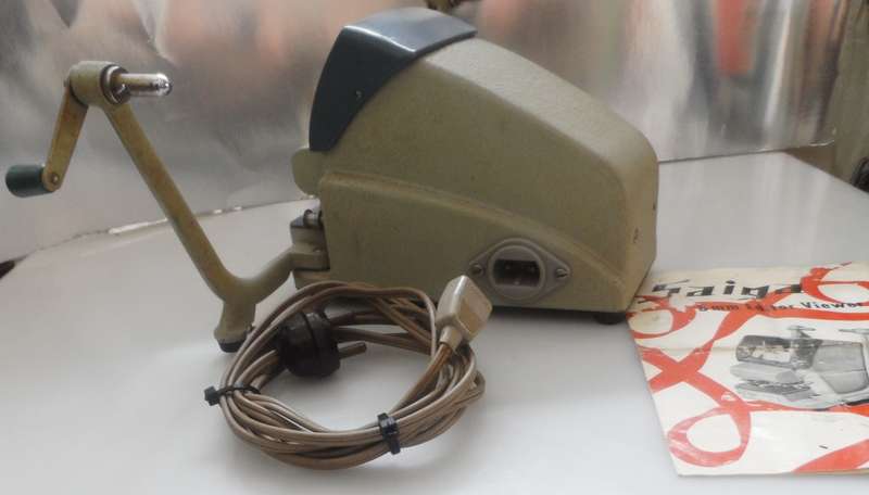VINTAGE 1950, s SAIGA  8 mm FILM EDITOR  VIEWER  with manual