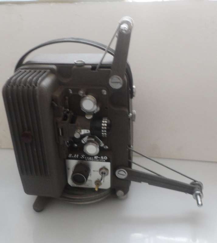 VINTAGE BELL SCOPE R50   PROJECTOR rare vintage collectible