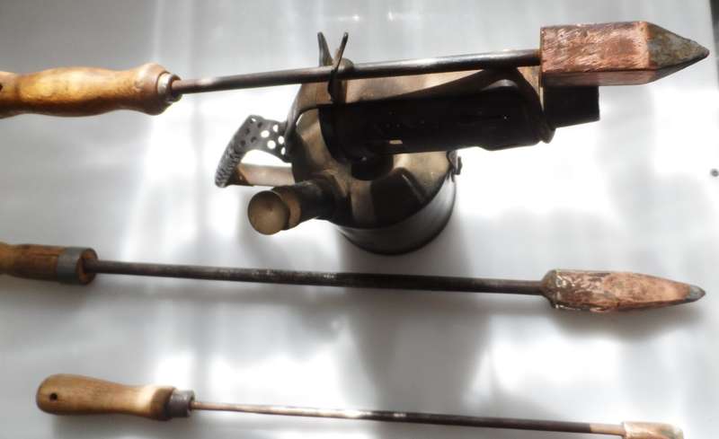VINTAGE 1940,s , SET OF FOUR SOLID COPPER SOLDERING IRONS