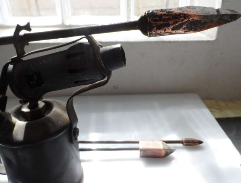 VINTAGE 1940,s , SET OF FOUR SOLID COPPER SOLDERING IRONS