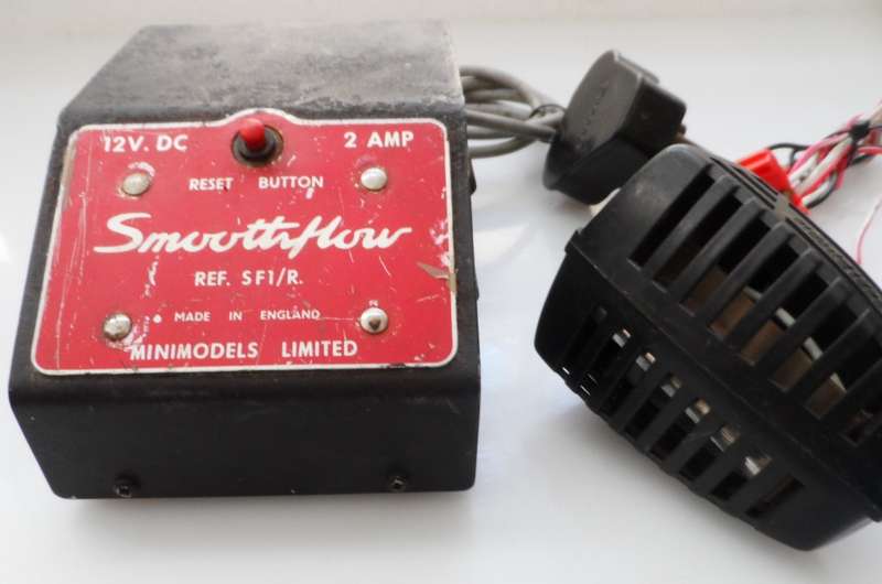 VINTAGE SCALEXTRIC SMOOTHFLOW MINIMODELS LTD 12 VOLT POWER SUPPLY