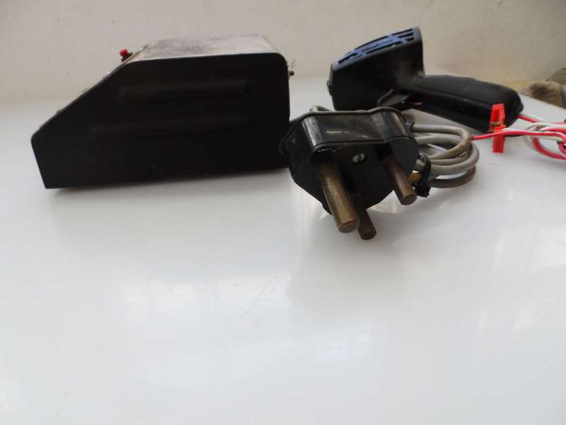 VINTAGE SCALEXTRIC SMOOTHFLOW MINIMODELS LTD 12 VOLT POWER SUPPLY