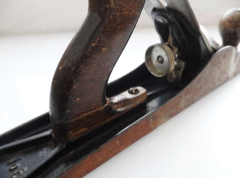 VINTAGE STANLEY BAILEY  No. 5  CARPENTERS PLANE     in good working order