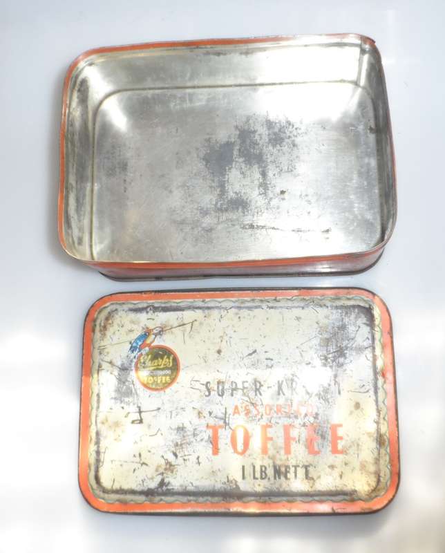 VINTAGE, COLLECTIBLE,  SHARPS LIDDED ,TOFFEE TIN , 1 lb. nett
