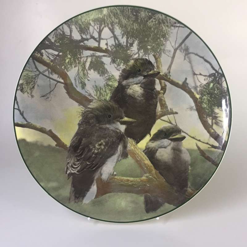 ROYAL DOULTON VINTAGE PORCELAIN DISPLAY , WALL PLATE `  YOUNG KOOKABURRAS  `  No.D6426