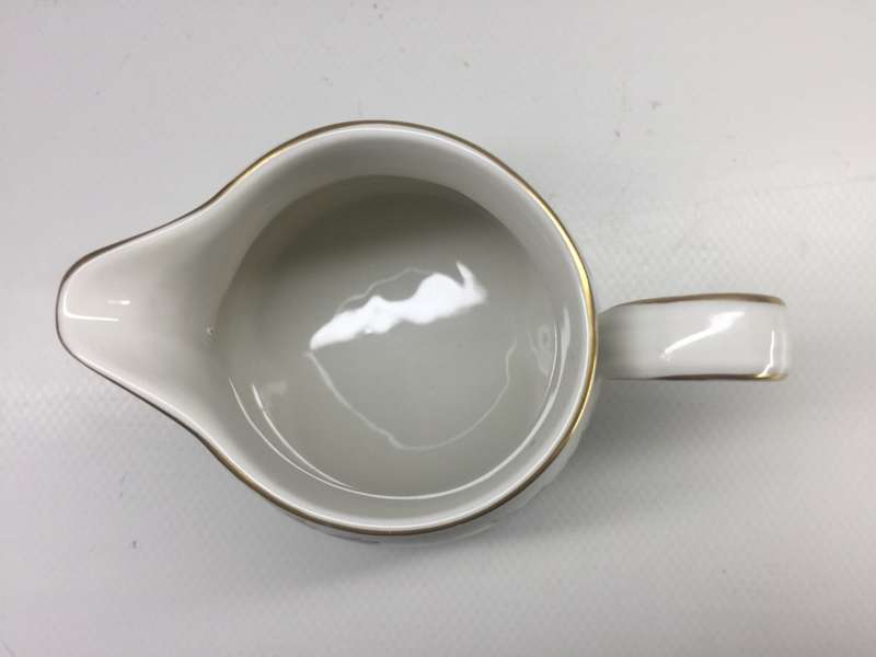ROYAL DOULTON VINTAGE PORCELAIN TC1029 ` LARCHMONT  ` MILK JUG / CREAMER