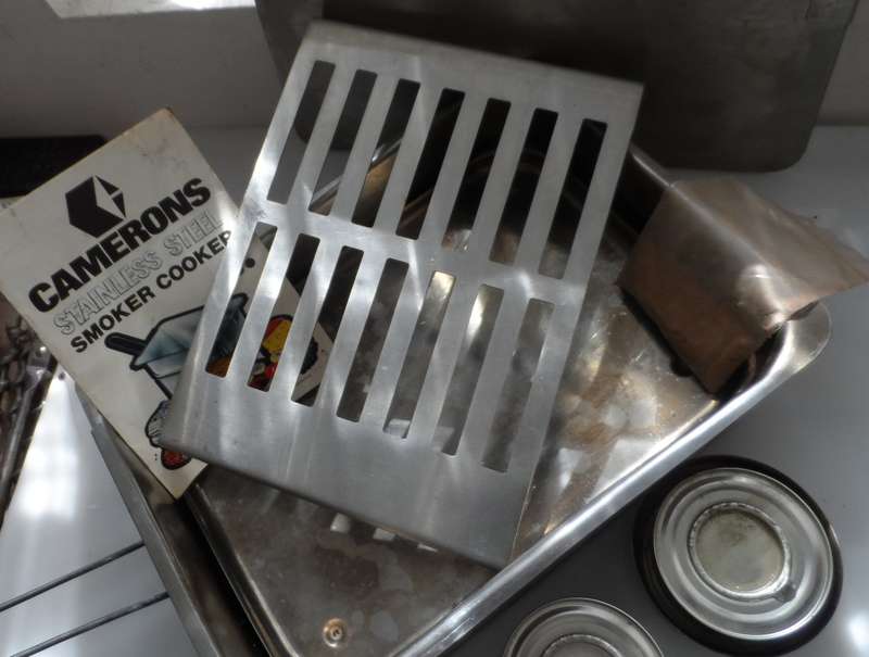 CAMERONS  STAINLESS STEEL  SMOKER BOX MADE IN S.A by CAMERONS , PREVIOUSLY  OWNED , WITH MANUAL