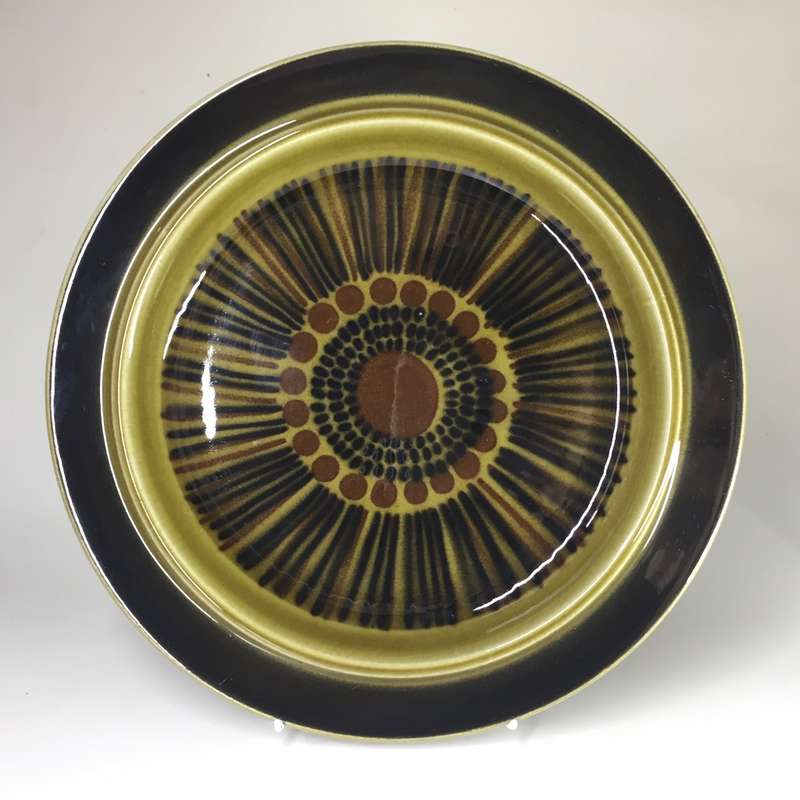 ARABIA  ' KOSMOS ' HEAVY PORCELAIN PLATE  made in Finland