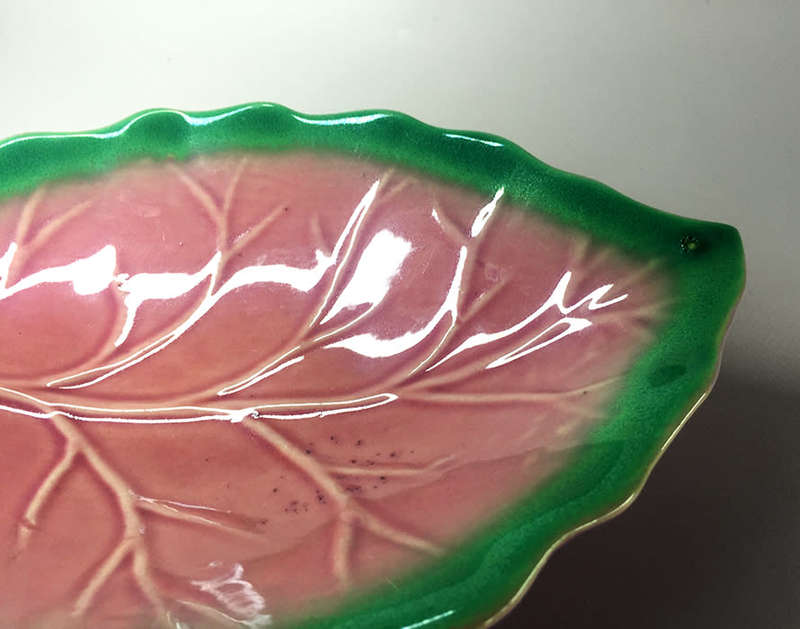 N.V. KONINKLIJKE PLATEEL BAKKERJ , ZUID - HOLLAND  GOUDA , leaf shaped serving platter