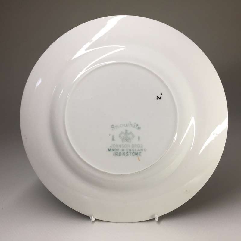 JOHNSON BROS. ' SNOWWHITE ' REPLACEMENT CAKE / SIDE PLATE
