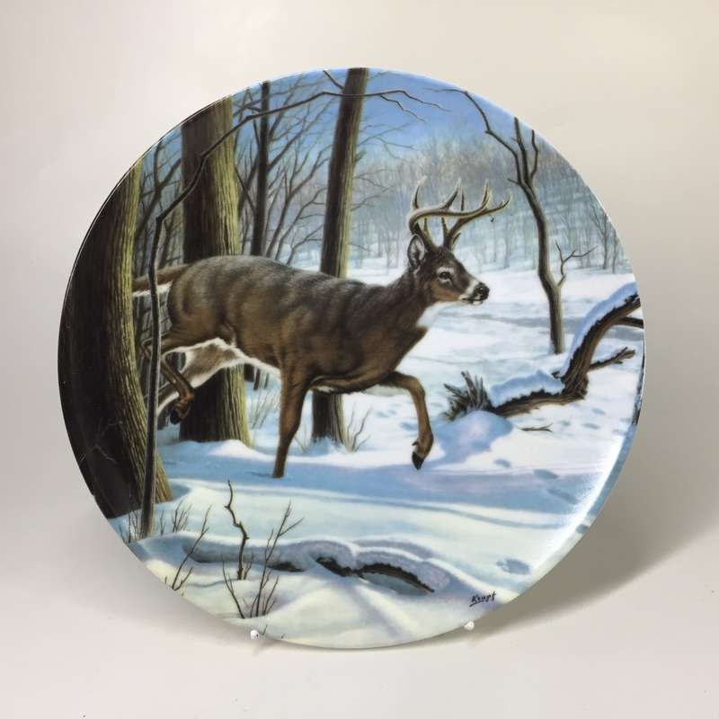 DOMINION CHINA ' THE WHITE TAILED DEER ' by Paul Krapf CABINET / WALL DISPLAY  PLATE