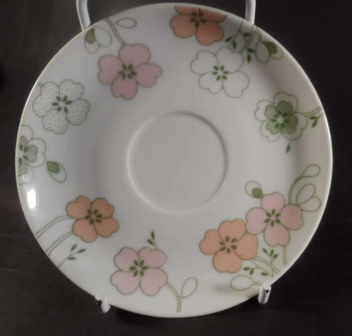 ARZBERG  GERMANY  replacement saucer     design No. 51