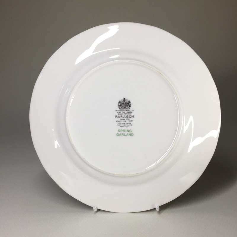 PARAGON  replacement cake  / side plate     ' SPRING GARLAND '
