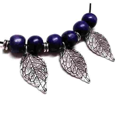 CLOSE DOWN SALE ! European style - Wooden Necklace -NEW- with leafes