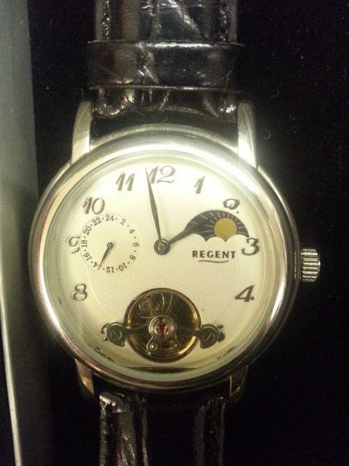 Regent  - Made in Germany- mechanik with Glass Bottom -skelett-