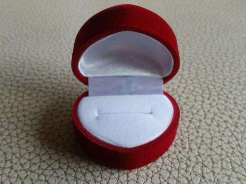 Storage Ring Jewellery Box Heart  bordaux NEW