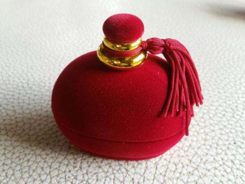 Storage  Jewellery Box  7.0cm x 4.0cm NEW