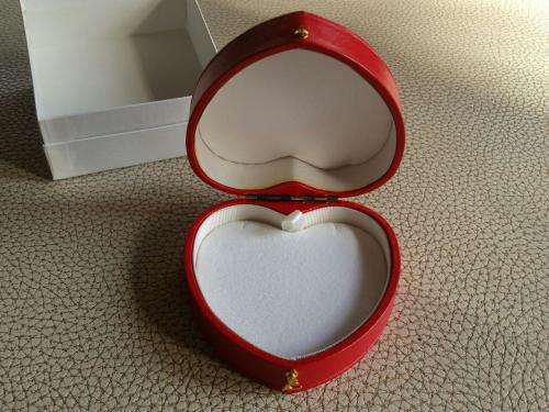 Storage  Jewellery Box 9.5cm x 8.5cm NEW
