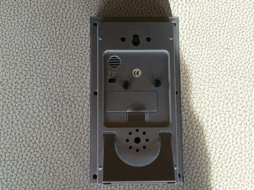 Table Alarm clock -NEW