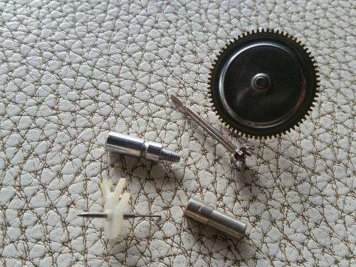 Clock - watch parts - gears - Watchmaker find your Treasure