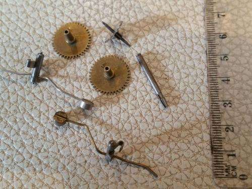 Clock - watch parts - gears - Watchmaker find your Treasure