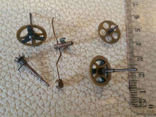 Clock - watch parts - gears - Watchmaker find your Treasure