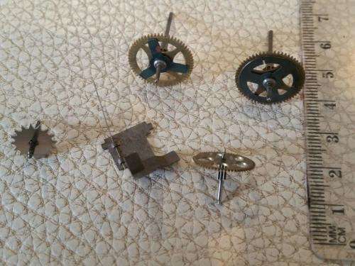 Clock - watch parts - gears - Watchmaker find your Treasure