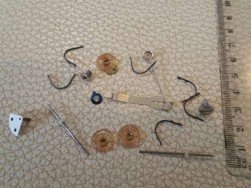 Clock - watch parts - gears - Watchmaker find your Treasure