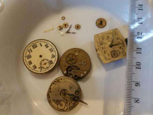 Clock - watch parts - gears - Watchmaker find your Treasure