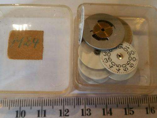Clock - watch parts - gears and more - Watchmaker or crafter - find your Treasure