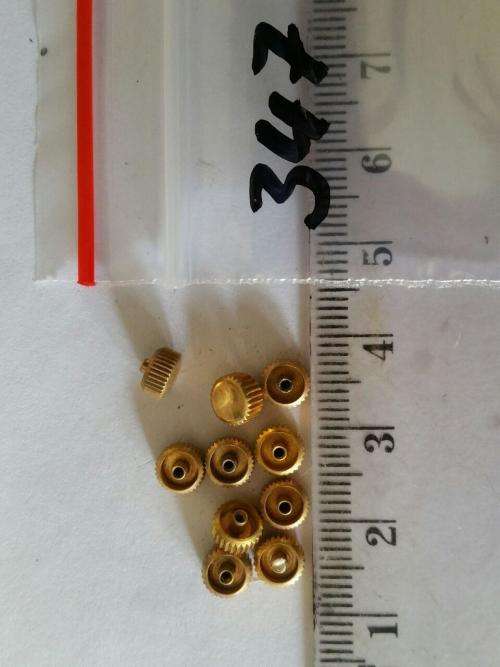 Watch parts - 10 crowns 5.3mm - gold plaque` Made in Germany - Watchmaker find your Treasure